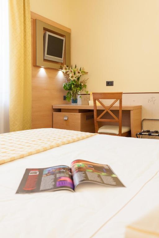 Hotel Gardenia & Villa Charme Adults Friendly 4Star Service Бардолино Екстериор снимка