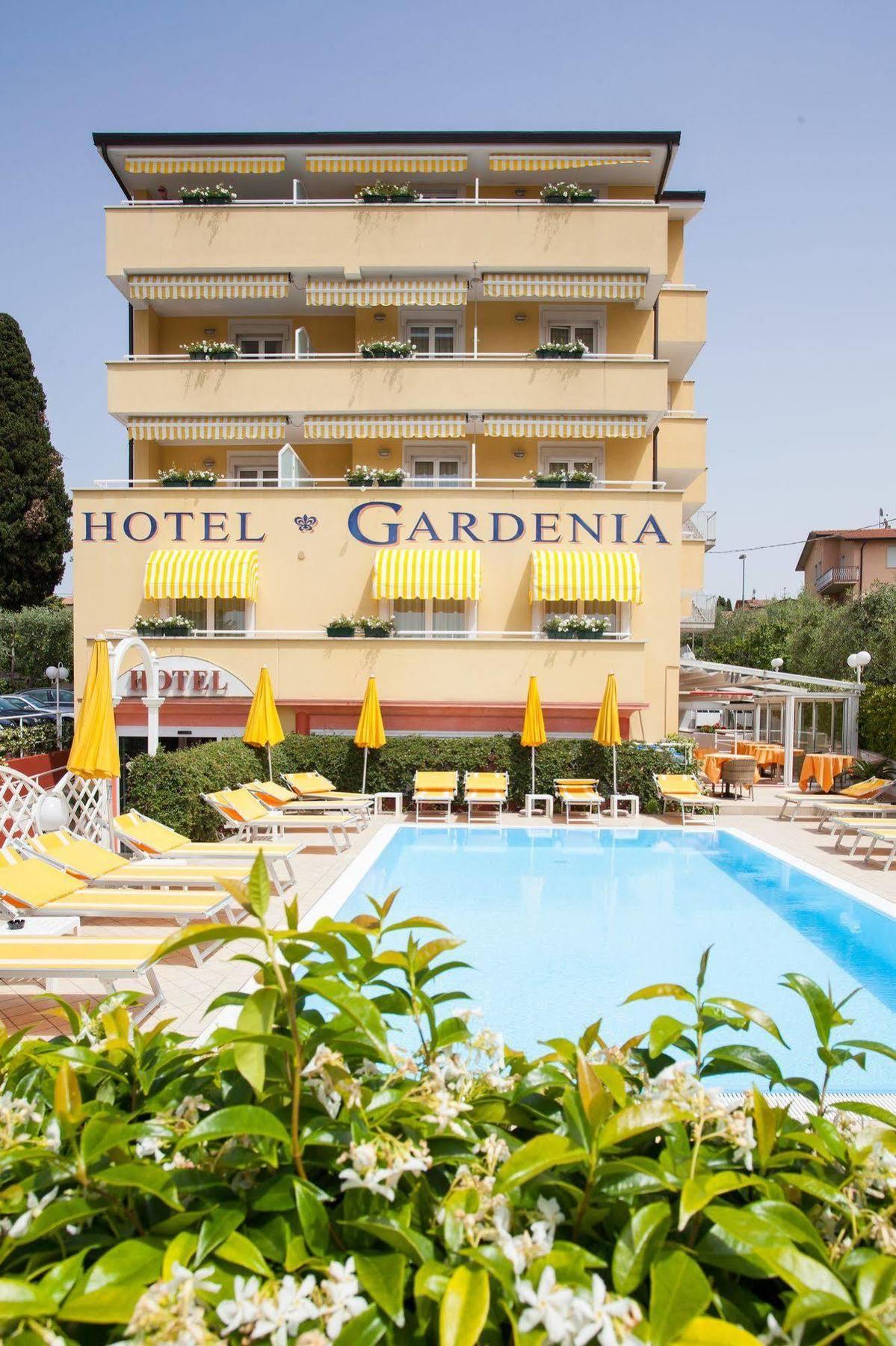 Hotel Gardenia & Villa Charme Adults Friendly 4Star Service Бардолино Екстериор снимка