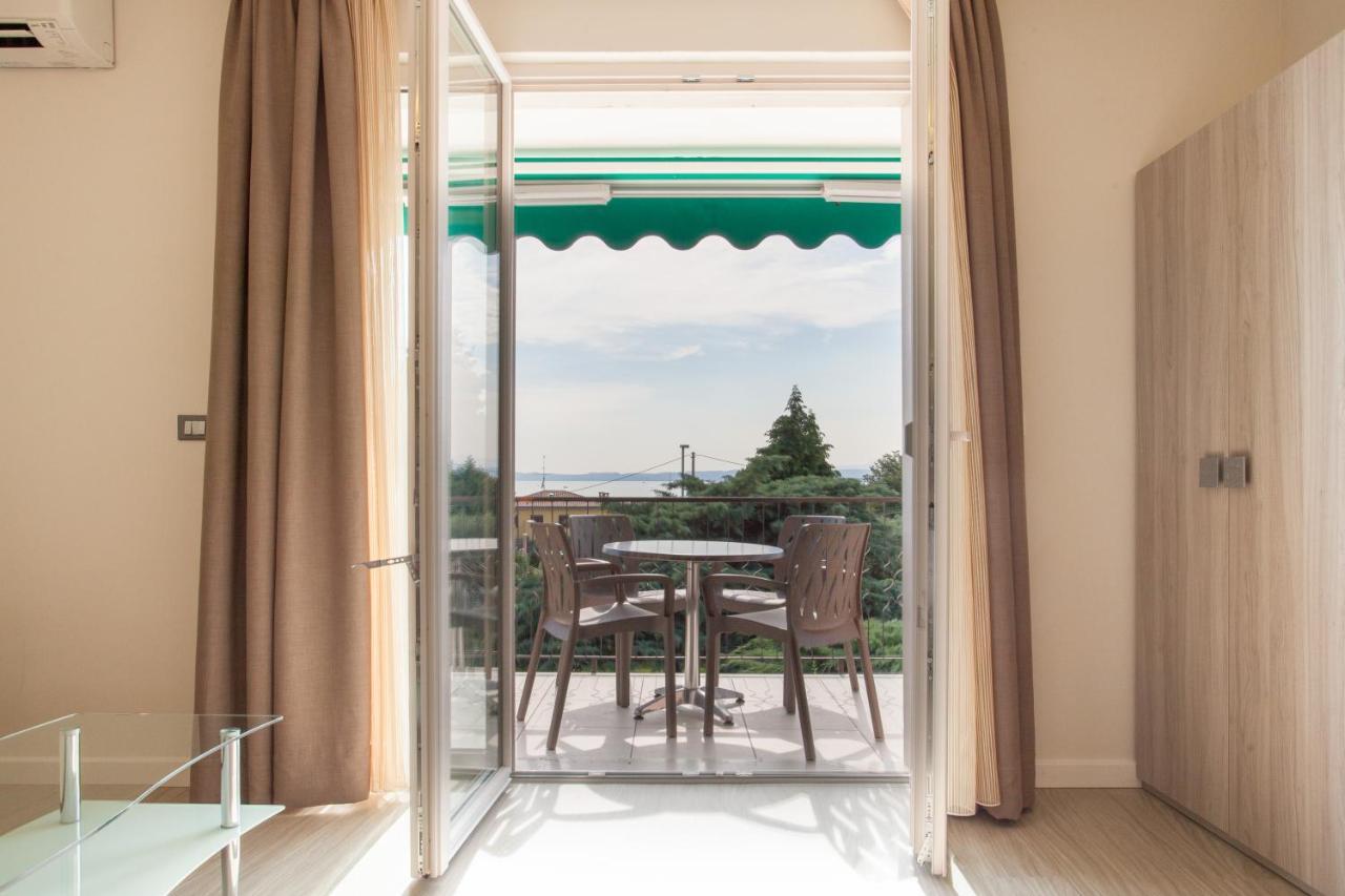 Hotel Gardenia & Villa Charme Adults Friendly 4Star Service Бардолино Екстериор снимка